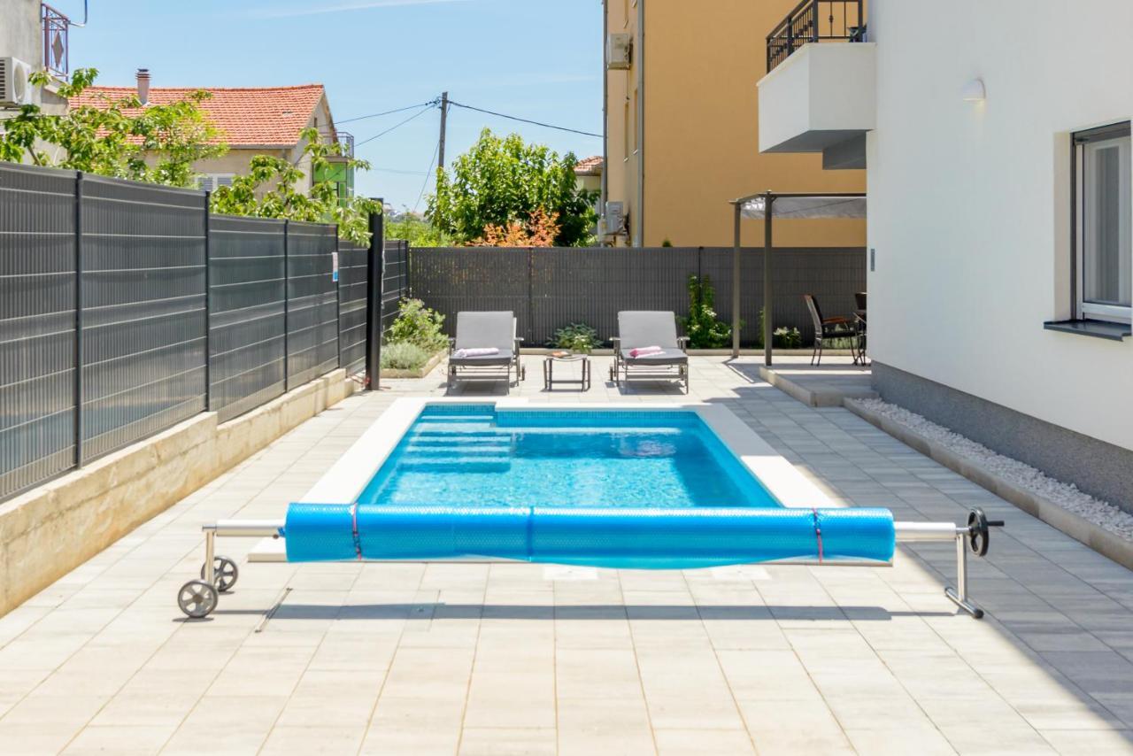 New, Private Heated Swimming Pool, Free Parking, Trogir Centar Apartment Luaran gambar